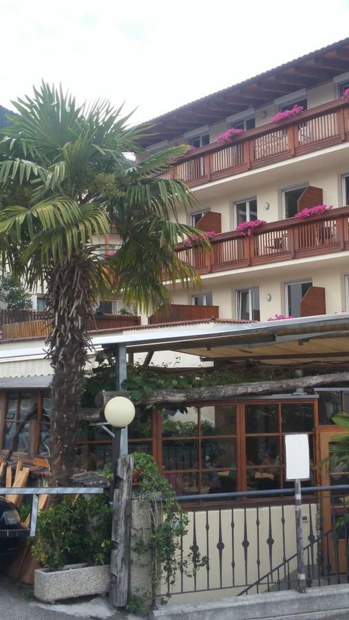 Hotel Loewenwirt سيرميس المظهر الخارجي الصورة